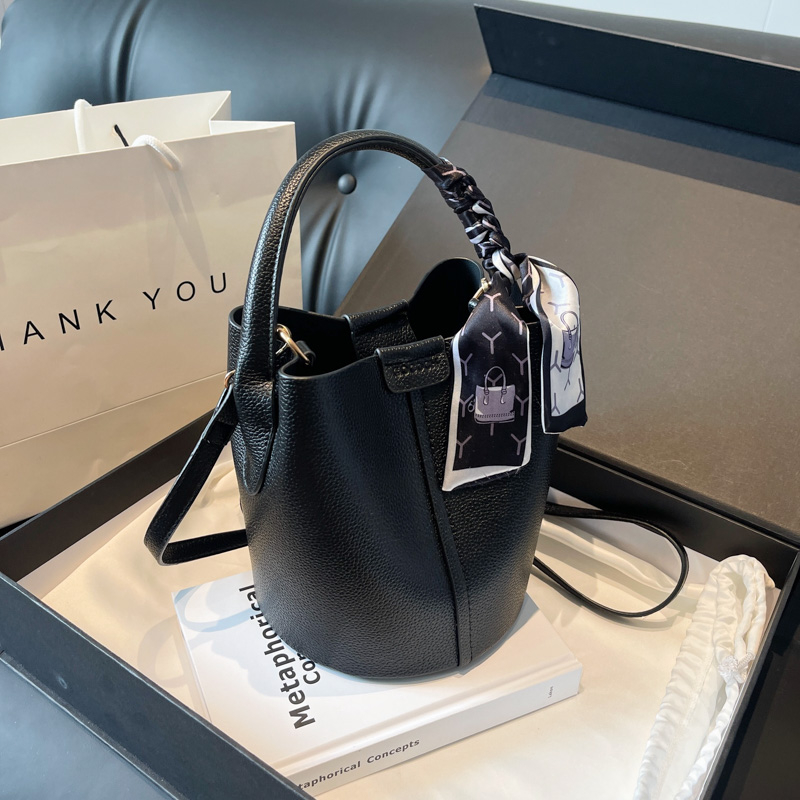 레드 PU 버킷 숄더백, 크로스바디 백, 블랙 럭셔리  - Luxury Bags On Sales 리뷰 및 가격